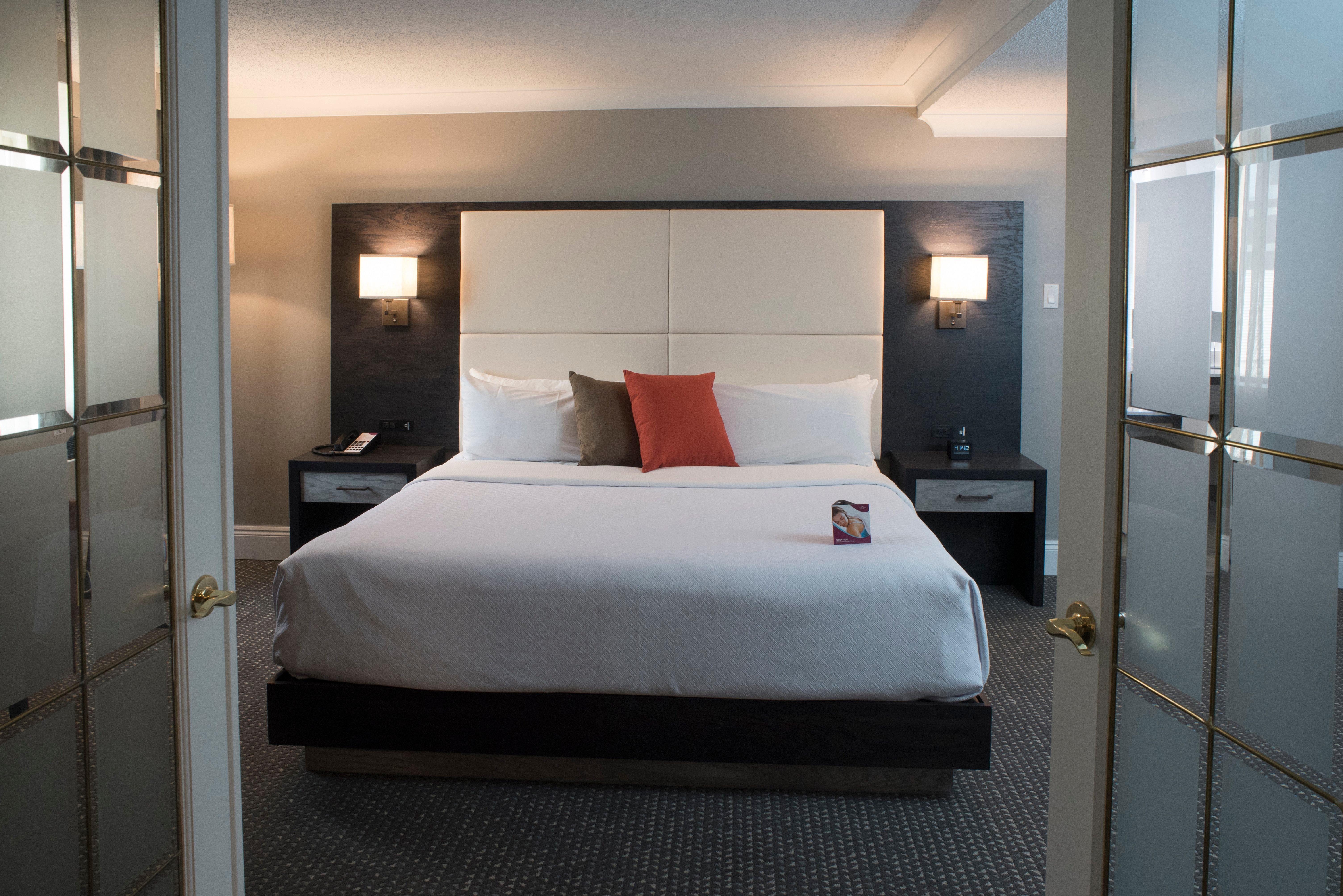 Crowne Plaza Fredericton Lord Beaverbrook By Ihg Esterno foto