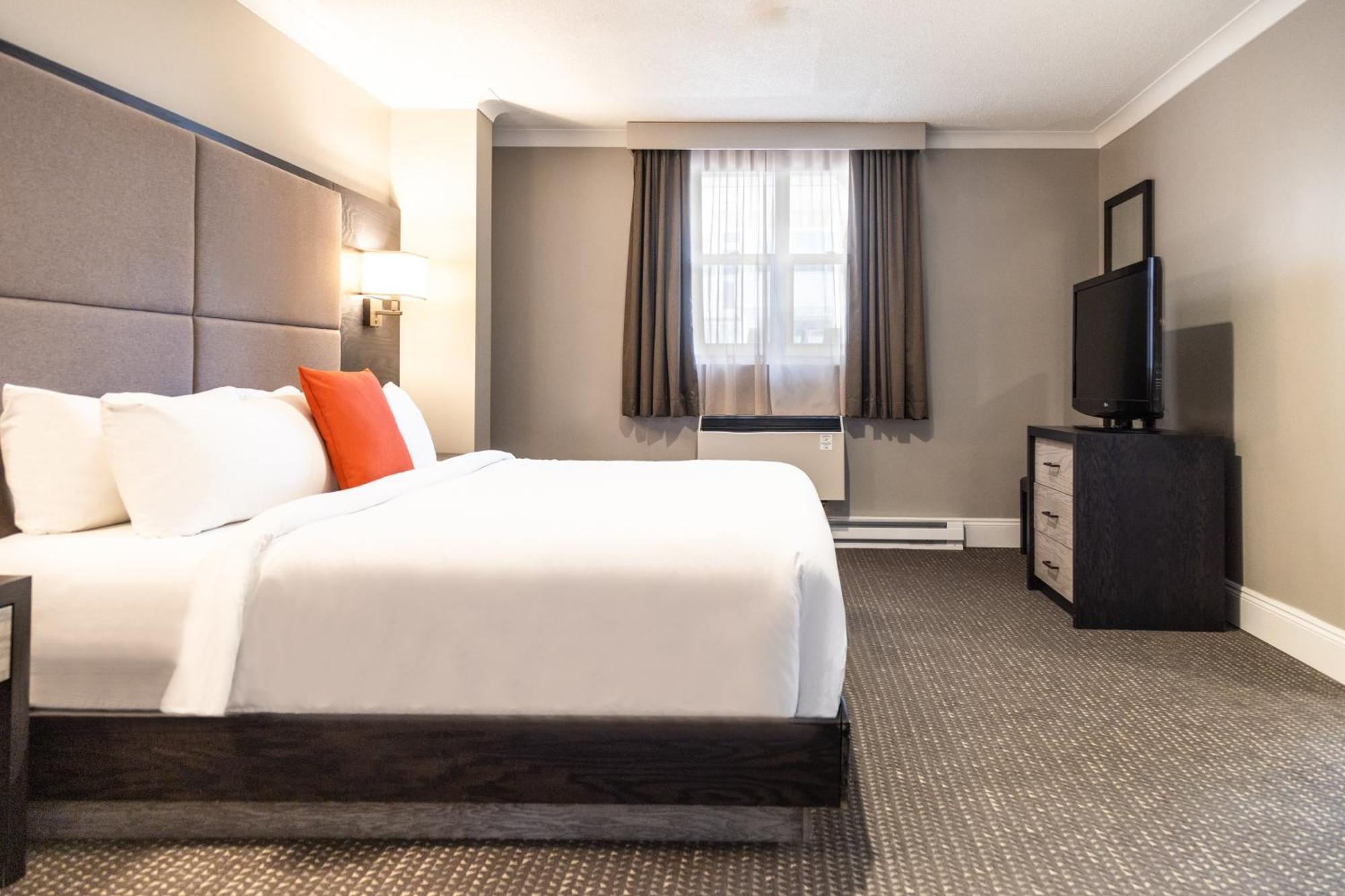Crowne Plaza Fredericton Lord Beaverbrook By Ihg Esterno foto